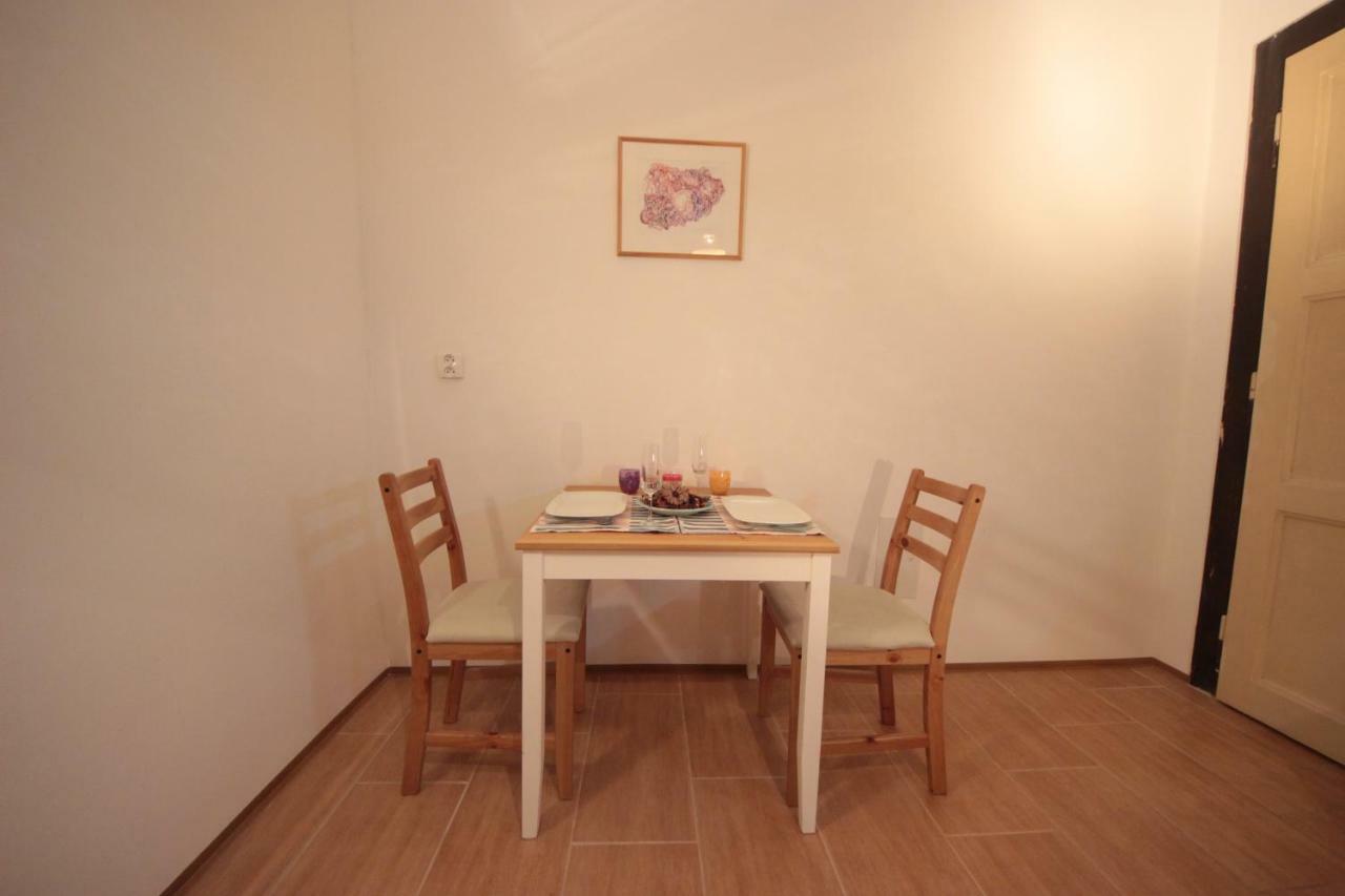 Gallery Apartment Prag Exteriör bild