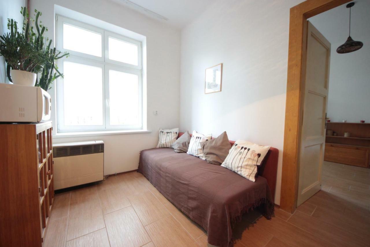 Gallery Apartment Prag Exteriör bild