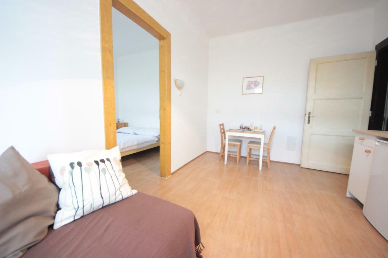 Gallery Apartment Prag Exteriör bild