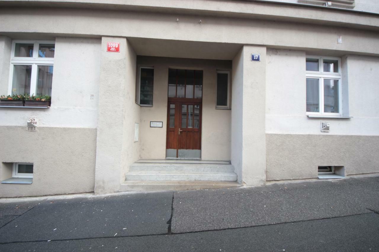Gallery Apartment Prag Exteriör bild